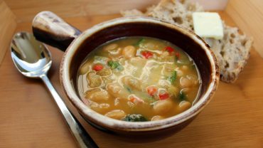 Emeril Lagasse Cooks Up His Classic Tuscan White Bean Soup (VIDEO)